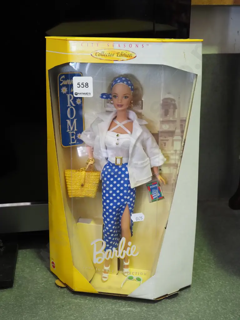 boxed Collector Edition Barbie Image 1++
