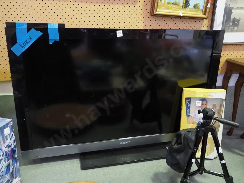 Sony 40" TV Image 1++