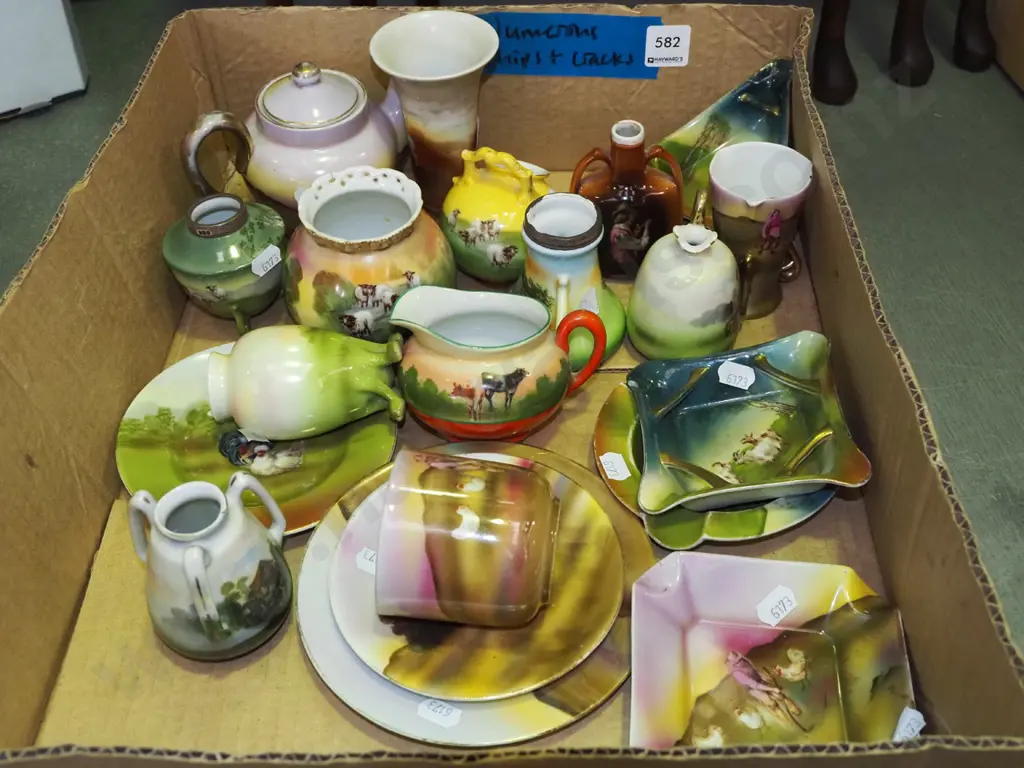 box; various Bayreuth items  - cracks and chips Image 1++