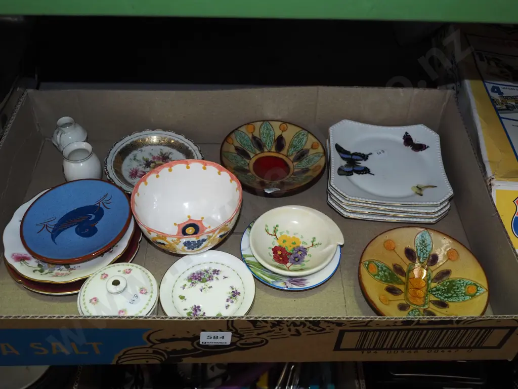 box; butterfly plates, dishes, miniatures etc Image 1++