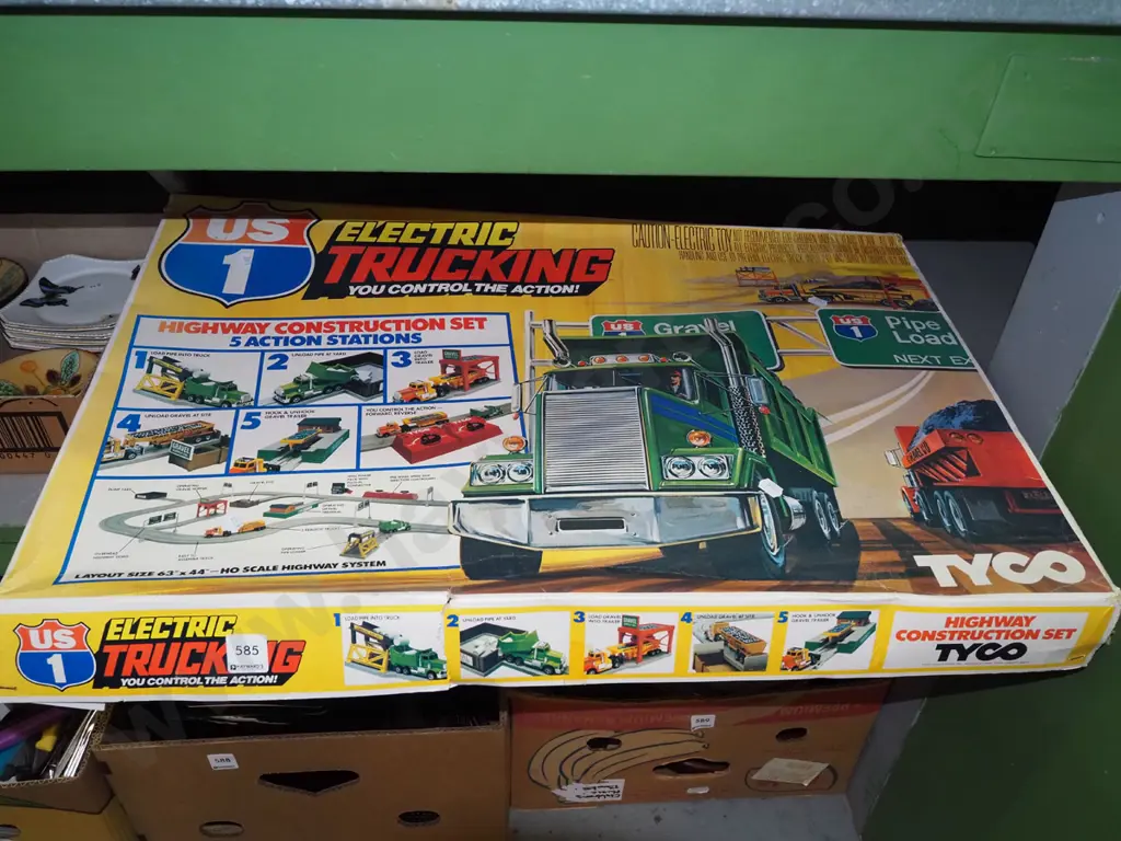 Tyco Electric Trucking slot car set - As Is No Returns Image 1++