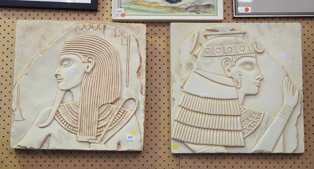 pair of cast Egyptian souvenir items Image 1++
