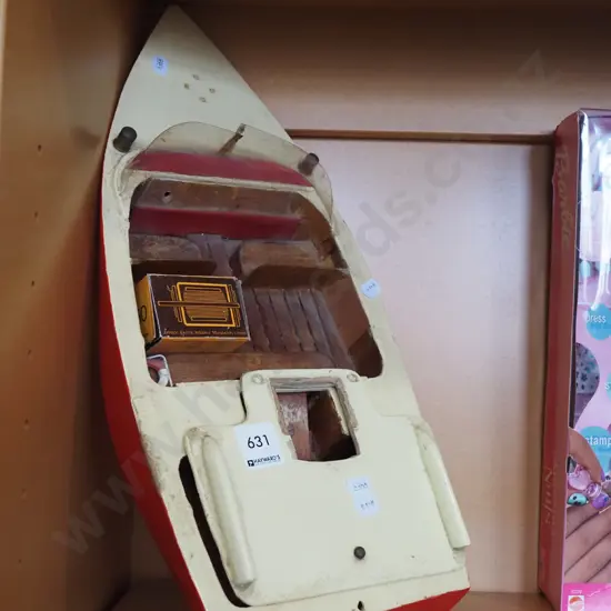 restorer's model motor boat