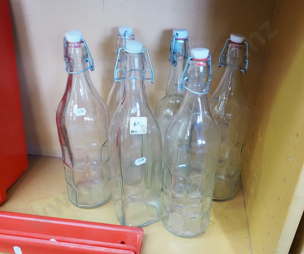 6x self sealing bottles Image 1++