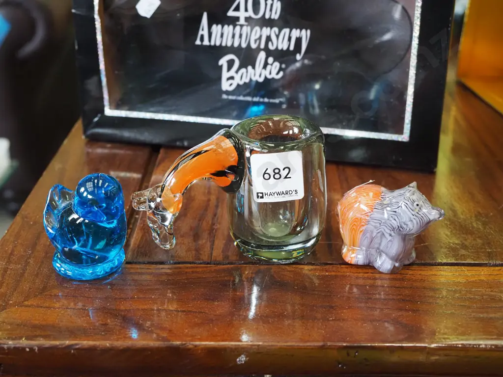 3x small glass animals Image 1++