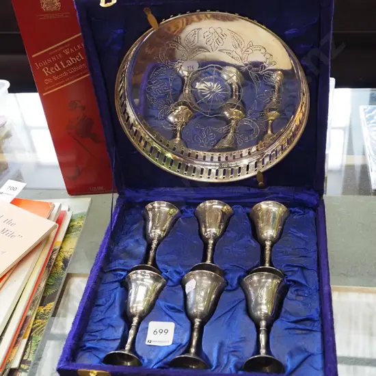 presentation plated small goblet set with tray