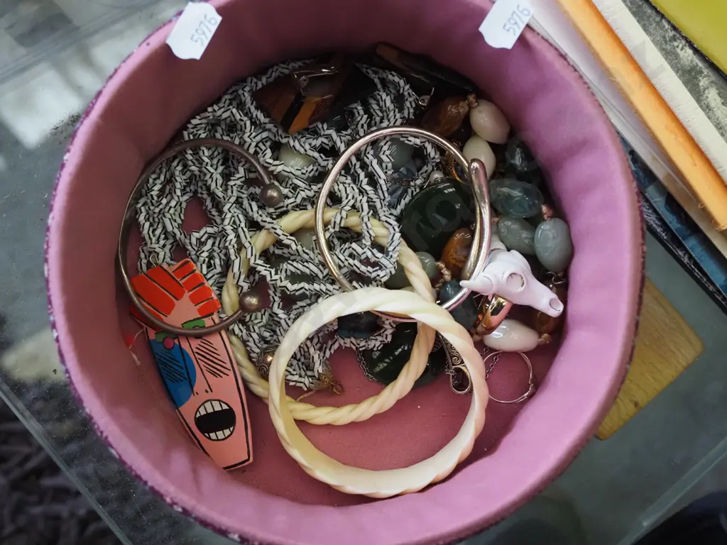 fabric basket and costume jewellery Image 1++