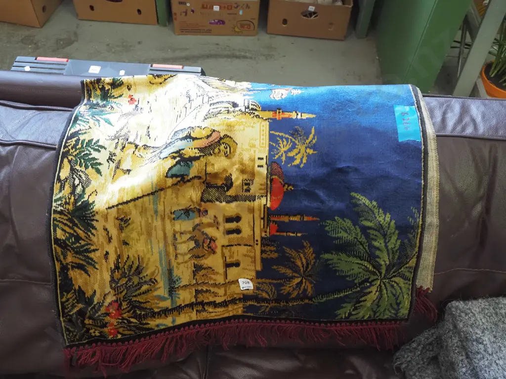 woven rug - Middle Eastern scene Image 1++