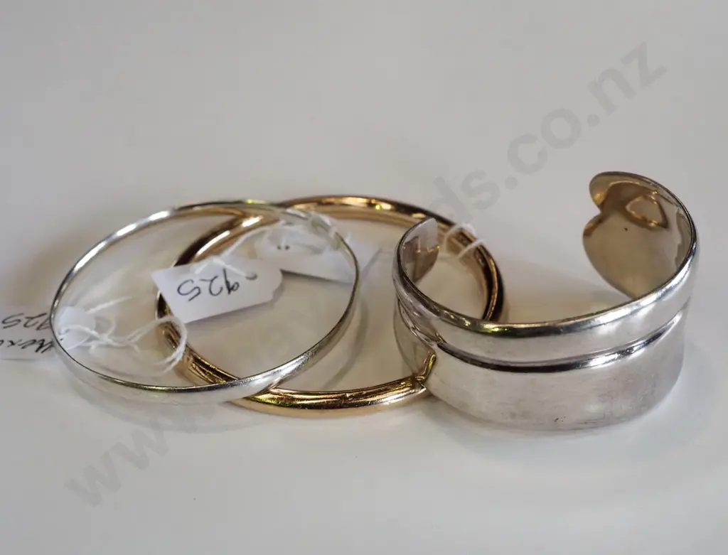 bracelet, bangles Image 1++