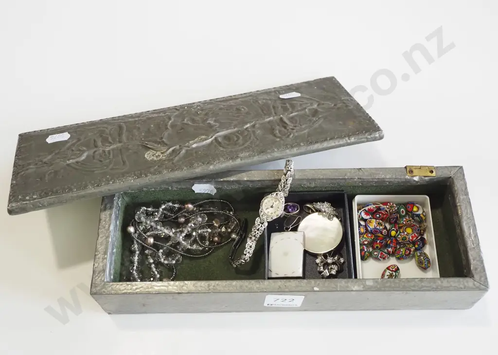 pewter lined jewellery box and costume jewellery - hinges need attention Image 1++