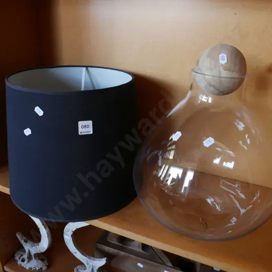 black light shade, stoppered glass jar H-370