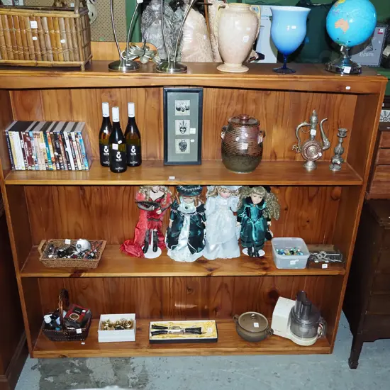 solid pine bookcase H-1525 W-1650 D-260