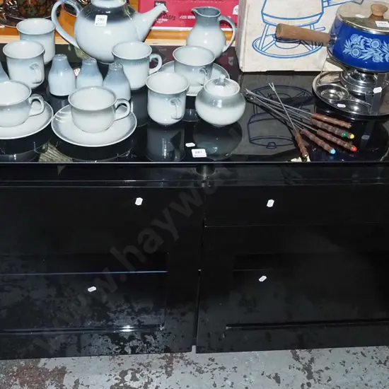 smoked glass 2 door 2 drawer entertainment unit H-610 W-1210 D-475