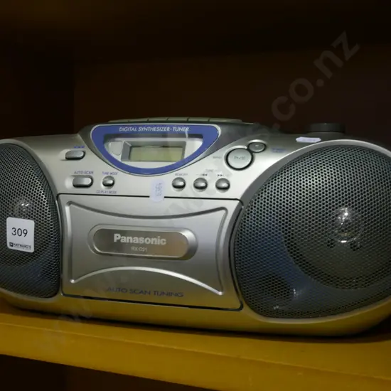 Panasonic CD radio cassette player