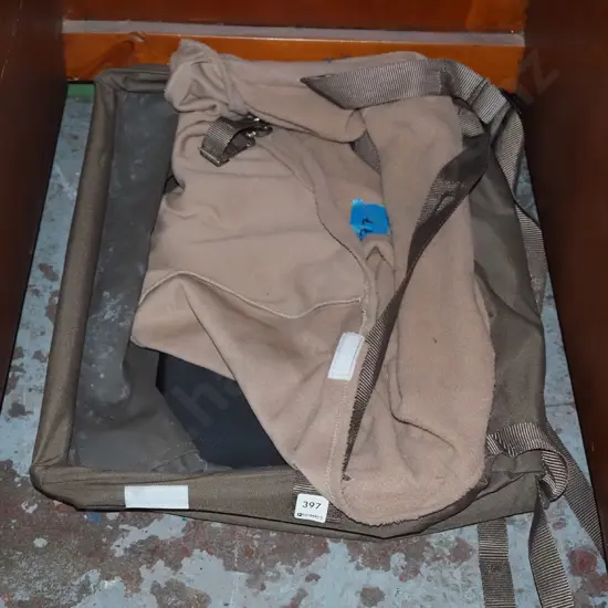 Pet Safe pet carrier