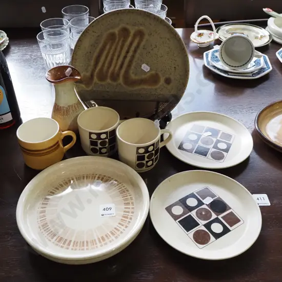 Crown Lynn plate, bowls, cup, pottery vinegar bottle, etc