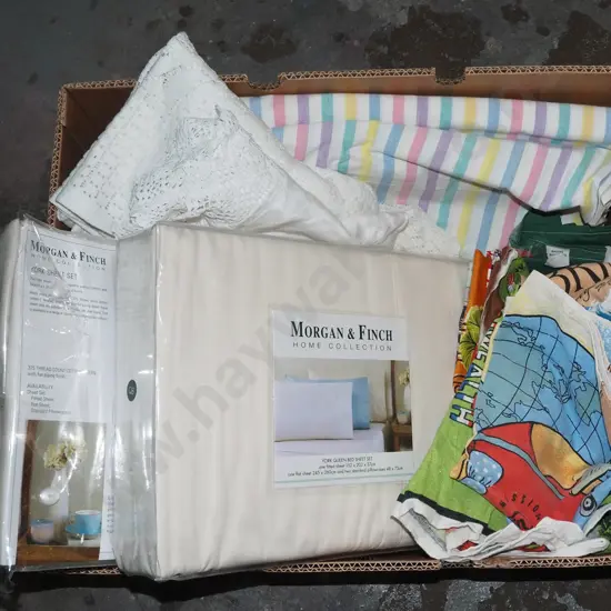 box; linen, tea towels, tablecloths etc