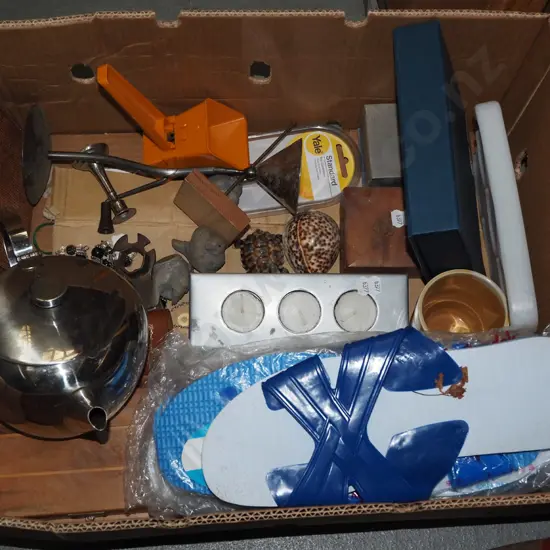 box; teapot, wallet, seashells, tea candles etc