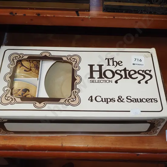 boxed as new Hostess selection Crown Lynn cups and saucers