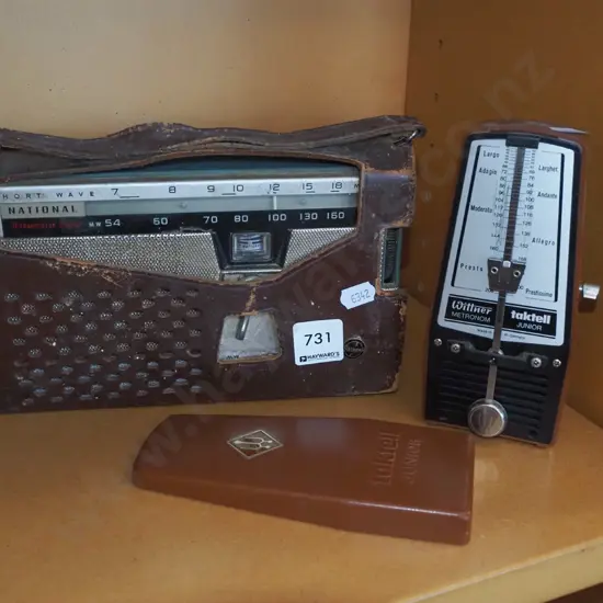 Temuka National Transistor radio As Is No Returns, metronome