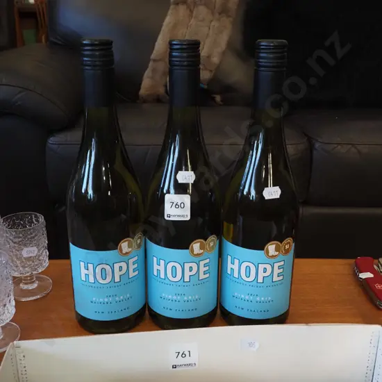 3x bottles of Waipara Valley pinot gris 2020 