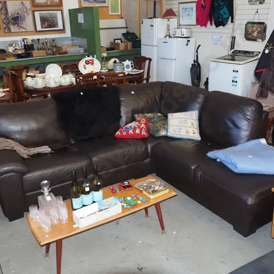 brown leather corner lounge suite H-750 W-2300 D-2100