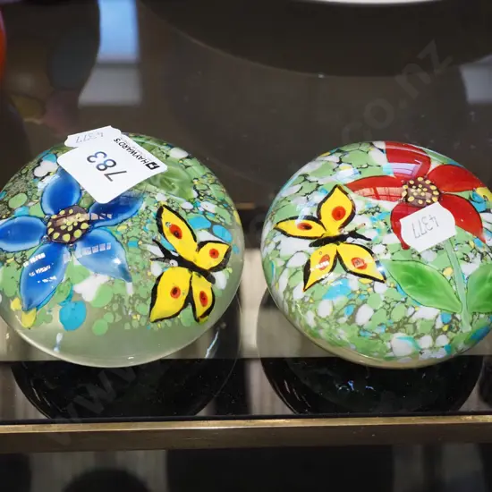 2x art glass paperweights