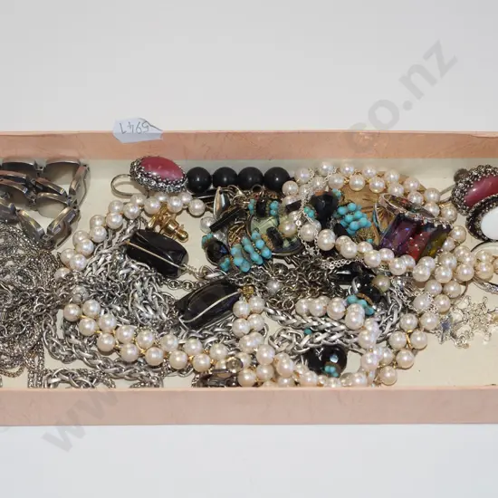 tray of costume jewellery