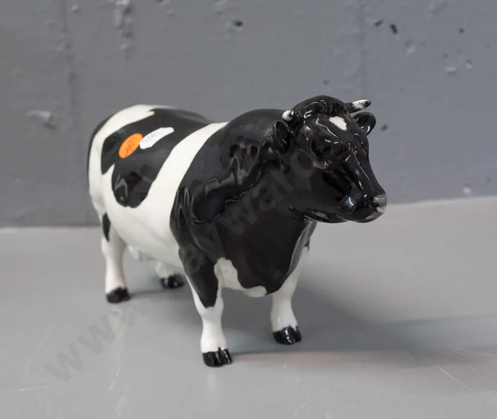 Beswick black and white bull figure, marked Coddington Hilt Bar H-120 L-200 Image 1++