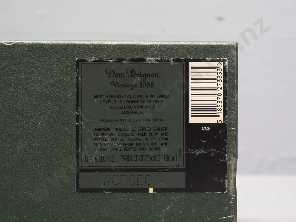 bottle of Dom Perignon champagne 1998, 750ml, in sealed presentation box Image 1++