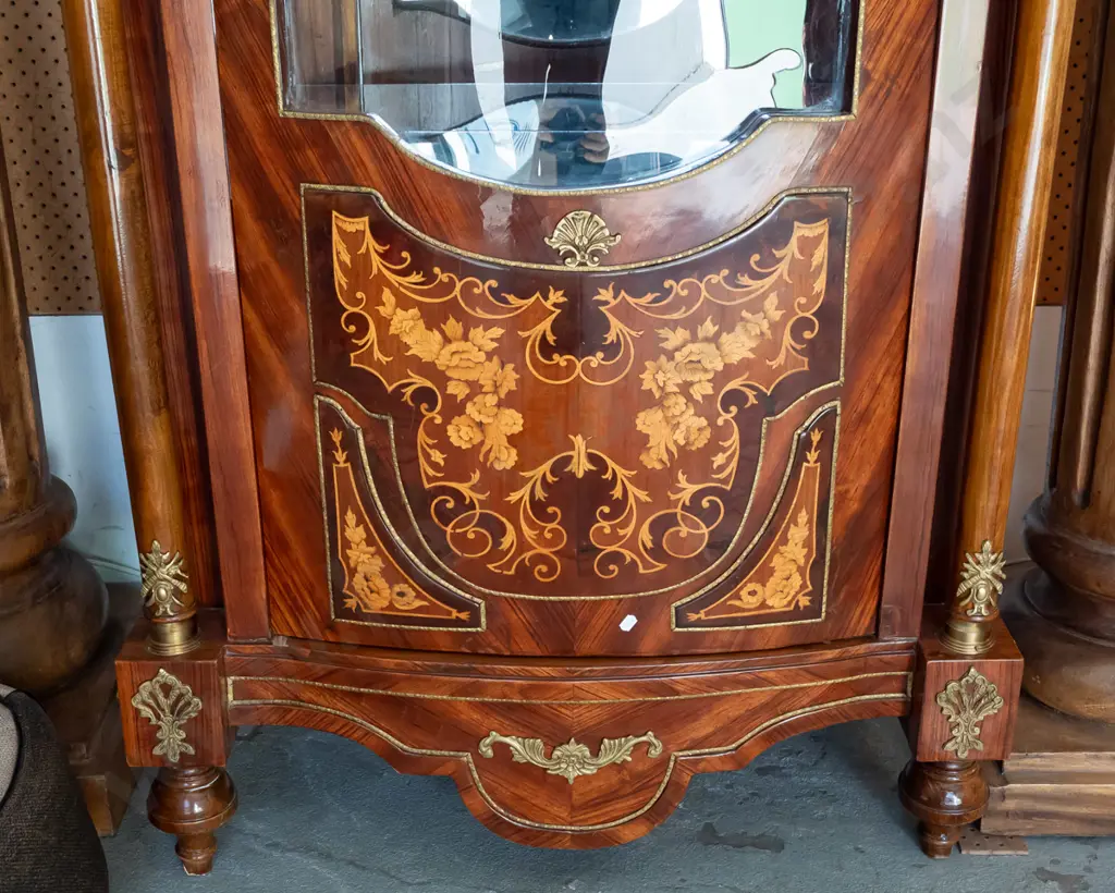 French Empire-style kingwood veneer vitrine with fruitwood inlay panels with single bowed door, glazed sides, mirrored Image 1++