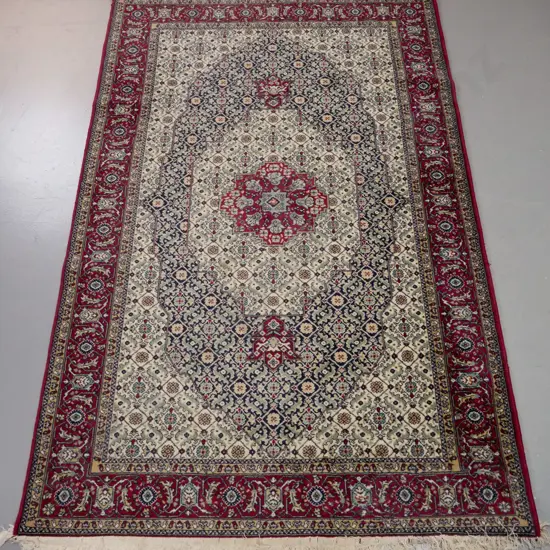 Persian style wool floor rug L-2050 W-1300