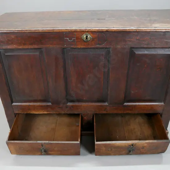early Georgian English oak mule chest with lift up lid, original hinges, small internal document or candle box, panelled