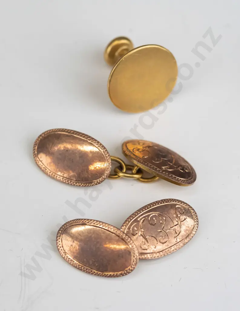 ribbon end fillings 9ct, gold plate medal & cufflinks 9ct 7.4gms Image 1++