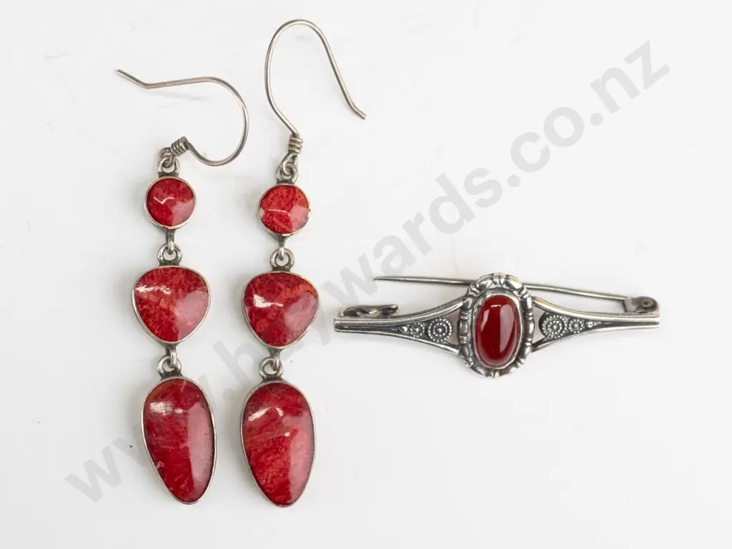 silver brooch & pair of earrings set stamped 925 Image 1++