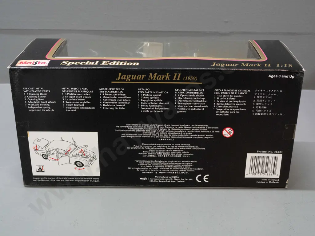 Maisto 1:18 scale die-cast model Jaguar in original box - 1959 Mark II Image 1++