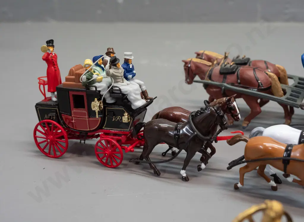 cast metal horse and carriage - Matchbox Models of Yesteryear passenger coach & horses, a Crescent royal jubilee Image 1++