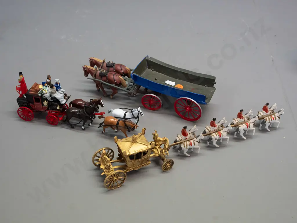 cast metal horse and carriage - Matchbox Models of Yesteryear passenger coach & horses, a Crescent royal jubilee Image 1++