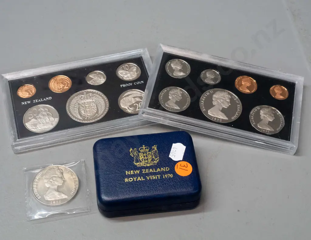 two plastic cased New Zealand 1972 proof coin sets and a NZ Royal Visit 1970 Cook Islands dollar Image 1++