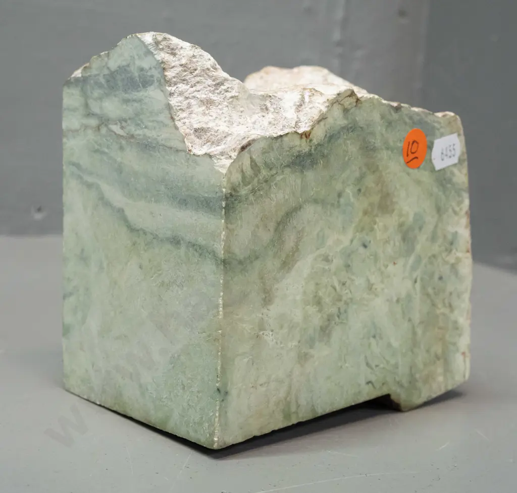 block of greenstone with 3 polished sides H-130 W-120 D-90 Image 1++
