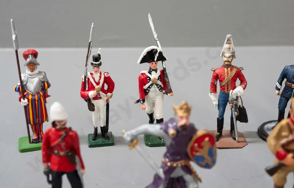 20 small painted cast metal soldier figures, various eras - some with minor paint chipping - average H-65 Image 1++