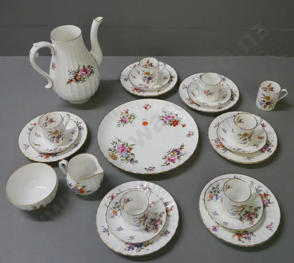 Royal Worcester floral and gilded coffee set. 6x coffee cans saucers & plates + 1 extra can. Milk & sugar, coffee pot. Image 1++