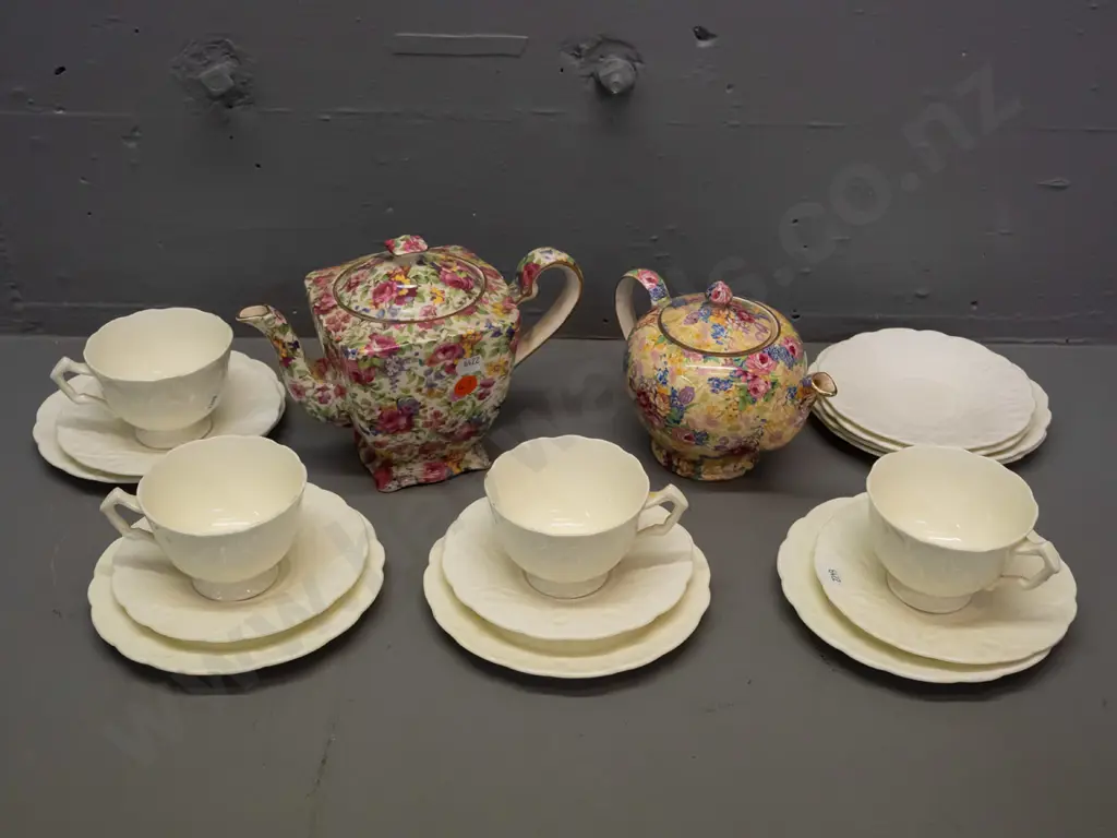 Two all-over floral teapots, Royal Winton 'Summertime', and 'Welbeck'. Four trios w/ 2 extra saucer & plate,Aynsley Image 1++