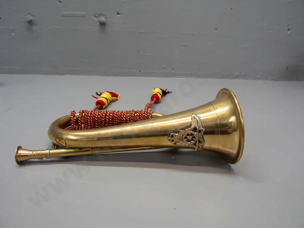 brass ornamental bugle with tassels and cord, RNZ or English field artillery cannon emblem - some fraying to cord L-290 Image 1++