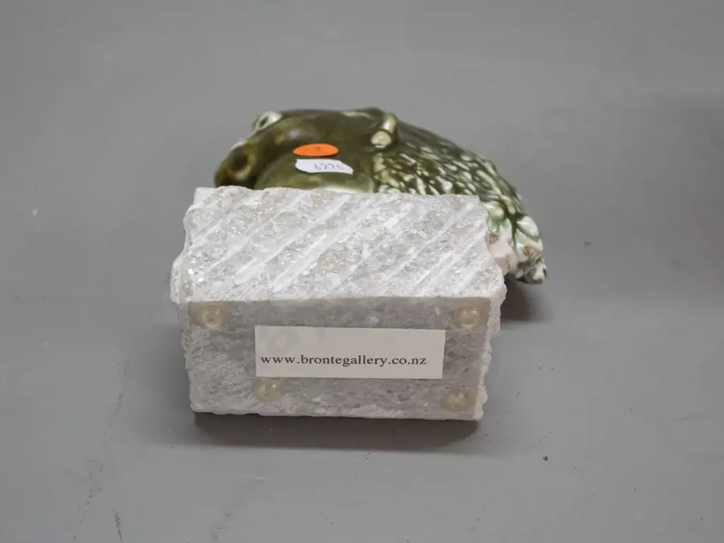 Darryl Robertson NZ studio pottery "Jade Man" ceramic head on Takaka marble base H-150 W-120 Image 1++