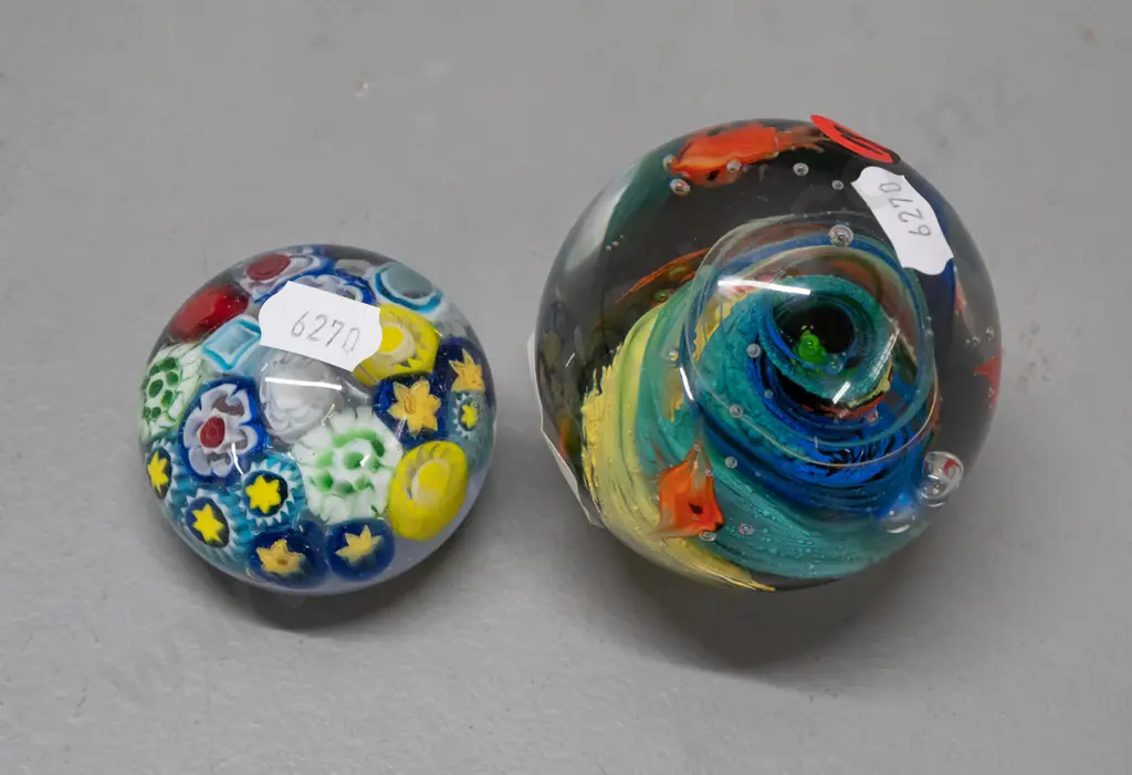 2x Murano glass paper weights Largest H80 Image 1++