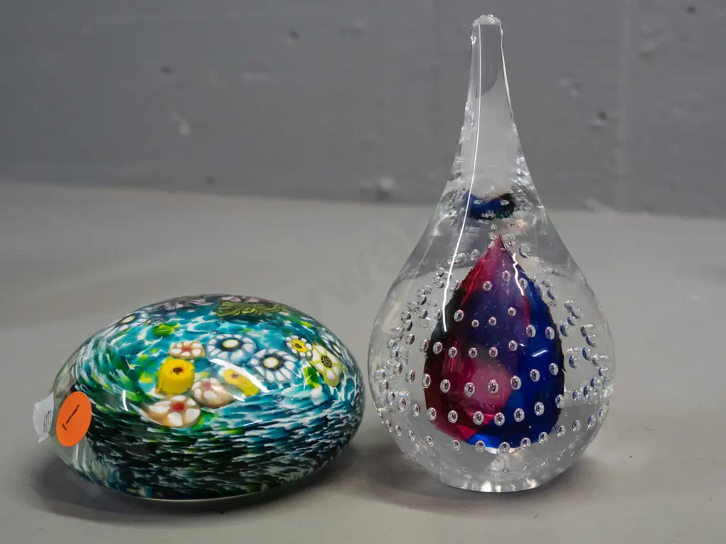 2 art glass items - Peter Viesnik paperweight and an Adam Jablonski Poland teardrop ornament H-130 Image 1++