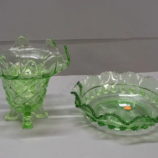 2 vintage green moulded glass items - fluted rim bowl and footed vase with frog / flower holder H-160 D-180