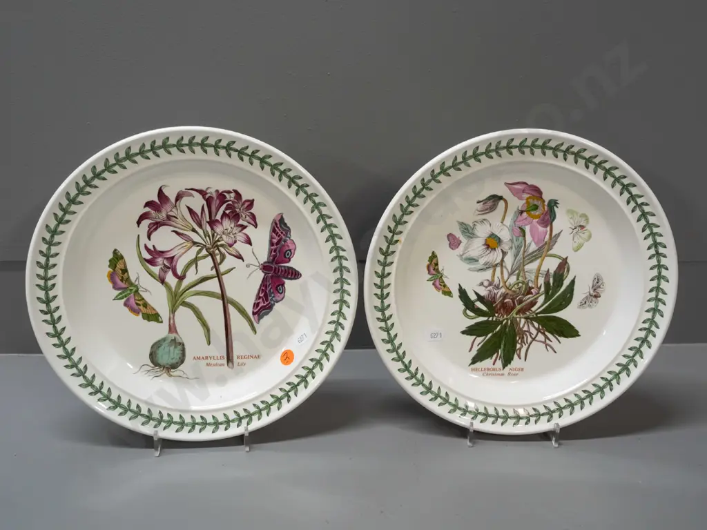 2x Portmeirion plates, 'The Botanic Garden' pattern. W-270 Image 1++