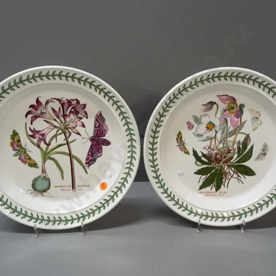 2x Portmeirion plates, 'The Botanic Garden' pattern. W-270